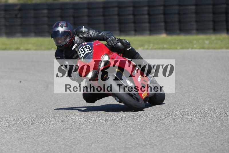 /43 08.08.2025 Discover the Bike ADR/Race 3 rot/299